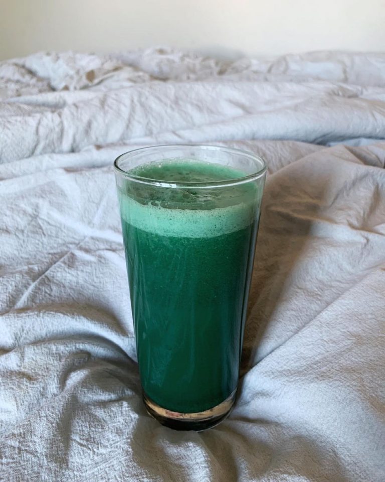 My go-to quick celery juice recipe I might be crazy for saying this…but i real…