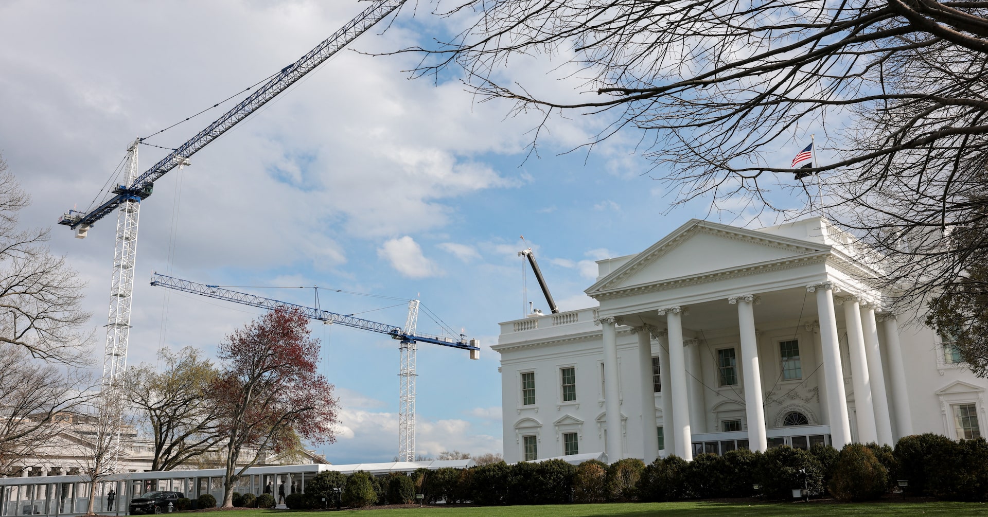 Trump says White House ballroom is ahead of schedule
